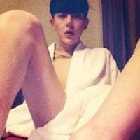 男生全脸大图头像图片_WWW.WHOISQQ.COM
