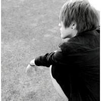 伤心qq头像图片男生帅气_WWW.WHOISQQ.COM