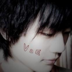 lomo男生扣扣头像图片_WWW.WHOISQQ.COM