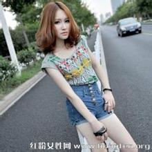 男生中分扣扣头像图片_WWW.WHOISQQ.COM