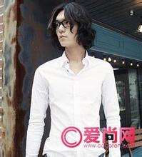 男生中分扣扣头像图片_WWW.WHOISQQ.COM