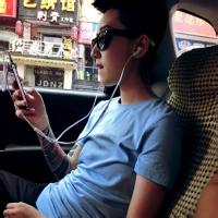 男生唯美清晰头像图片_WWW.WHOISQQ.COM