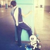 qq头像图片男生帅气kimi_WWW.WHOISQQ.COM