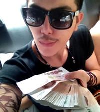 qq头像图片男生帅气kimi_WWW.WHOISQQ.COM