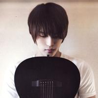 男生头像图片在车里_WWW.WHOISQQ.COM