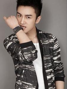 qq头像图片男生帅气陈晓_WWW.WHOISQQ.COM