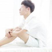 白衣服的男生头像图片脸部_WWW.WHOISQQ.COM