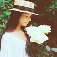 捧花男生头像图片_WWW.WHOISQQ.COM