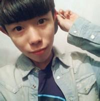 娇小精致的男生头像图片_WWW.WHOISQQ.COM