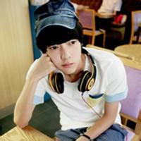 20岁男生用的头像图片_WWW.WHOISQQ.COM