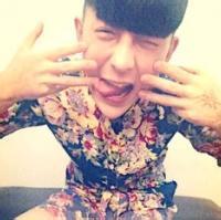 男生逗逼qq头像图片_WWW.WHOISQQ.COM