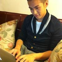 男生腹肌头像图片黑白_WWW.WHOISQQ.COM
