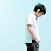 谁有好看的男生头像图片_WWW.WHOISQQ.COM