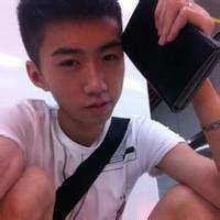 男生头像图片平头体恤_WWW.WHOISQQ.COM