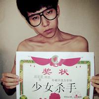 男生酷炫潮流头像图片_WWW.WHOISQQ.COM