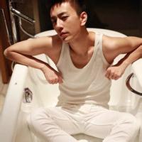 冷酷霸道男生头像图片_WWW.WHOISQQ.COM