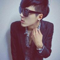 qq头像图片愿得一人心男生_WWW.WHOISQQ.COM