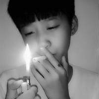 qq头像图片男生个性网灰色_WWW.WHOISQQ.COM