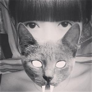 深闷青男生头像图片_WWW.WHOISQQ.COM