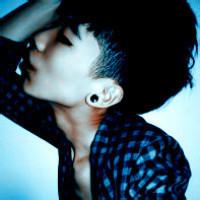 超深奥男生头像图片_WWW.WHOISQQ.COM
