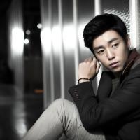 qq头像图片男生童星_WWW.WHOISQQ.COM