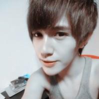 qq头像图片男生带流氓气_WWW.WHOISQQ.COM