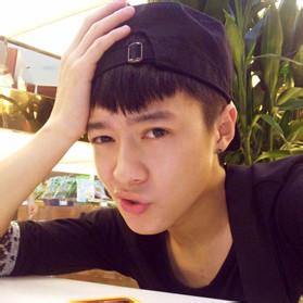 qq头像图片男生摸狗_WWW.WHOISQQ.COM