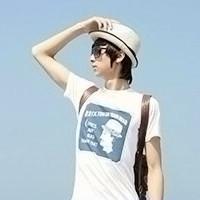 qq头像图片男生帅气陪单车_WWW.WHOISQQ.COM