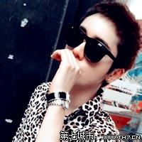 qq头像图片男生帅气陪单车_WWW.WHOISQQ.COM