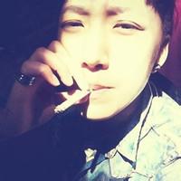 qq头像图片男生天蓝色_WWW.WHOISQQ.COM