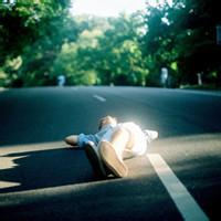 qq头像图片男生意境图_WWW.WHOISQQ.COM