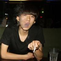 qq短发气质男生头像图片_WWW.WHOISQQ.COM