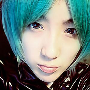 qq头像图片幻觉男生_WWW.WHOISQQ.COM
