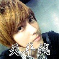男生白领头像图片_WWW.WHOISQQ.COM