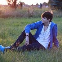 非主流男生开车头像图片_WWW.WHOISQQ.COM