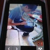 男生穿蓝色校服头像图片_WWW.WHOISQQ.COM