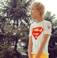 qq头像图片男生戴耳钉图片_WWW.WHOISQQ.COM