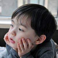 萌死人的男生头像图片_WWW.WHOISQQ.COM