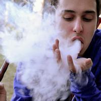 夸张的男生头像图片_WWW.WHOISQQ.COM