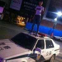 男生吊炸天头像图片_WWW.WHOISQQ.COM