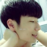 qq男生可爱小清新头像图片_WWW.WHOISQQ.COM