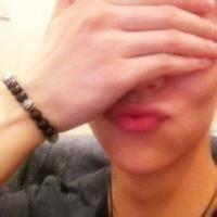 qq头像图片男生半个头男生_WWW.WHOISQQ.COM