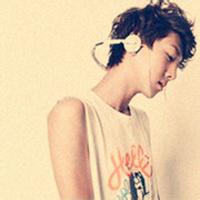 男生听歌头像图片_WWW.WHOISQQ.COM