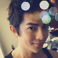 qq头像图片男生帅气汪大东_WWW.WHOISQQ.COM