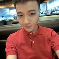 温柔阳光男生头像图片_WWW.WHOISQQ.COM