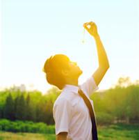 搜索男生头像图片帅气_WWW.WHOISQQ.COM
