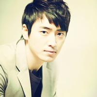 韩国时尚男生头像图片_WWW.WHOISQQ.COM