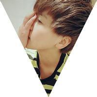 qq三角头男生头像图片_WWW.WHOISQQ.COM