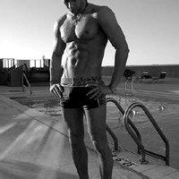 qq头像图片男生装_WWW.WHOISQQ.COM