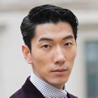 qq男生长腿头像图片_WWW.WHOISQQ.COM
